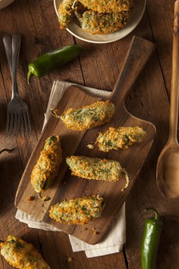 Ev yapımı ekmekli Jalapeno Poppers