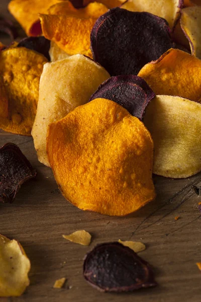 Gezonde zelfgemaakte plantaardige Chips — Stockfoto