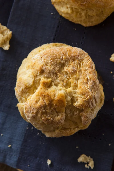 Homemade Flakey Buttermilk Biscuits — Stock Photo, Image