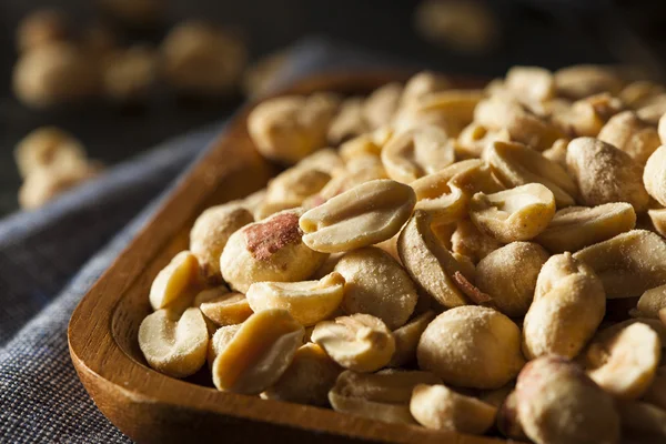 Organické Pražené slané arašídy — Stock fotografie