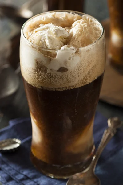 Congeladas cerveja Stout escura Float — Fotografia de Stock