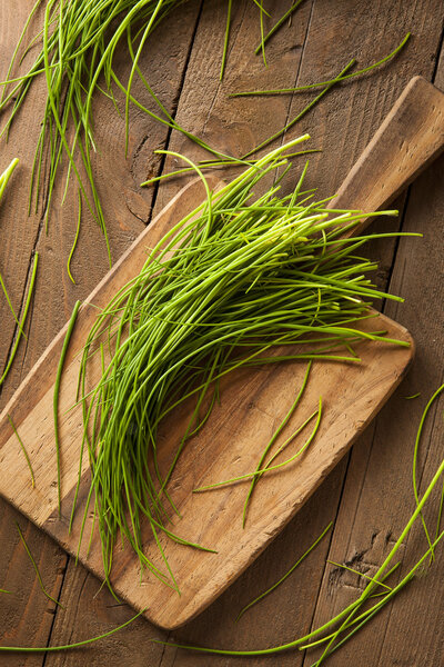 Raw Organic Green Chives