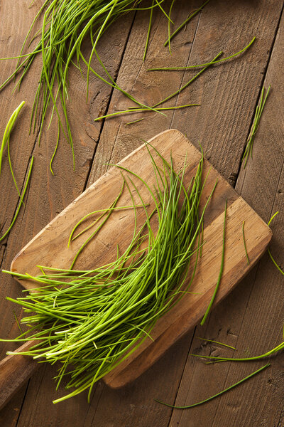 Raw Organic Green Chives