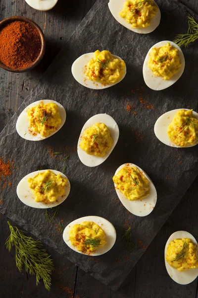 Házi fűszeres Deviled tojás — Stock Fotó