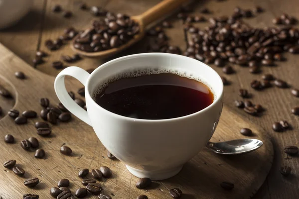 Caffè nero biologico scuro — Foto Stock