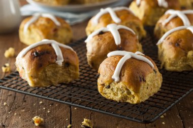 Ev yapımı sıcak Cross Buns