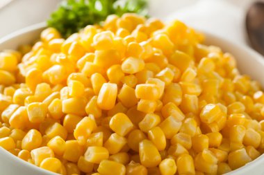 Organik sarı haşlanmış mısır