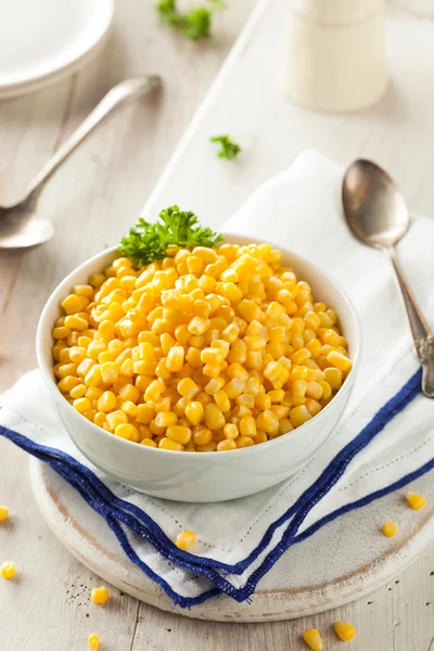Organic Yellow Steamed Corn — Stock Photo, Image
