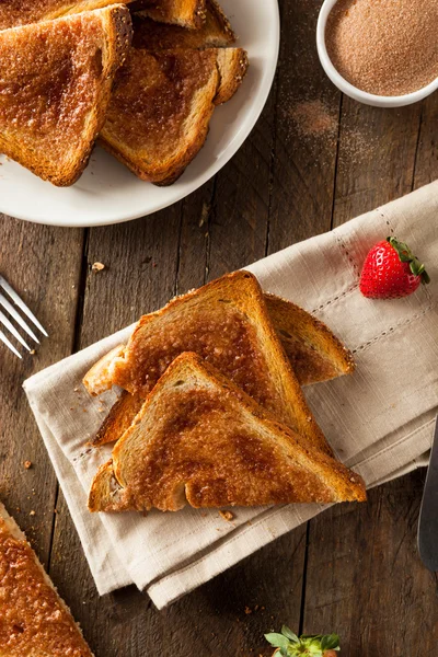 Domácí cukru a skořice Toast — Stock fotografie