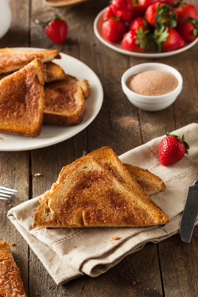 Homemade Sugar and Cinnamon Toast — Stock Photo, Image