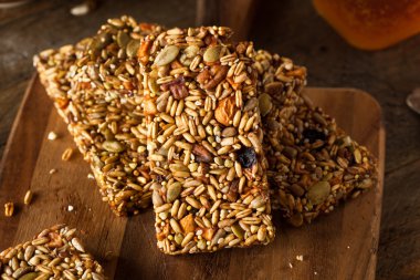 Çiğ Organik Granola Çubukları