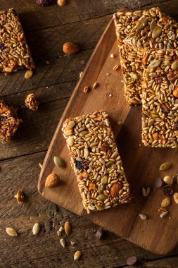 Çiğ Organik Granola Çubukları