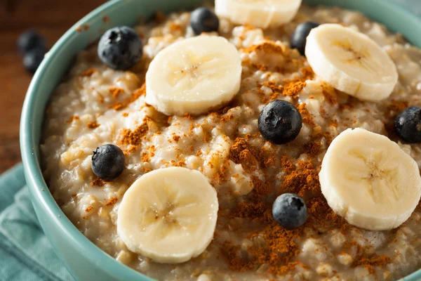 Homemade Healthy Steel Cut Oatmeal — Stock Photo, Image