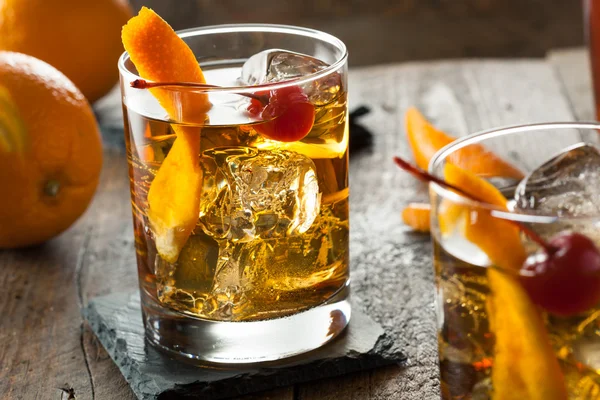 Homemade Old Fashioned Cocktail — Stock Photo, Image
