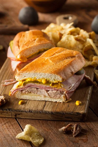 Házi készítésű tradicionális kubai szendvicsek — Stock Fotó