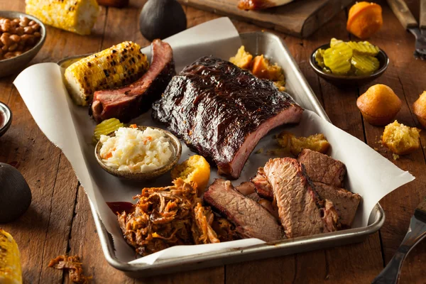 Barbecue Smoked Brisket and Ribs Platter — Stock Photo, Image