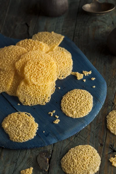 Crisps caseras de queso parmesano — Foto de Stock