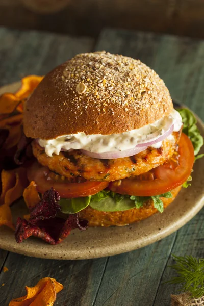 Homemade Organic Salmon Burger — Stock Photo, Image