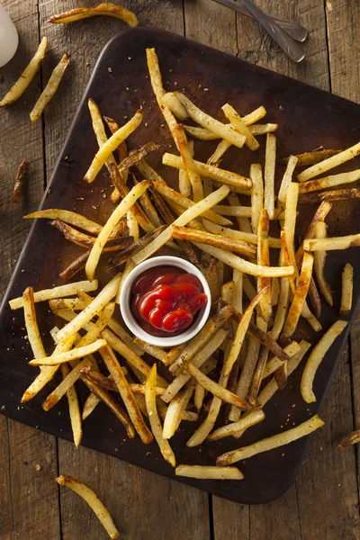 Hausgemachte Ofen gebackene Pommes frites — Stockfoto