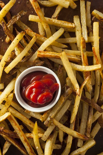 Forno caseiro assado batatas fritas — Fotografia de Stock