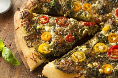 Ev yapımı ızgara Pesto Pizza