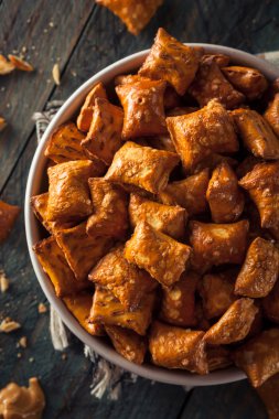 Organik tuzlu fıstık ezmesi simit