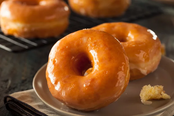 Homemade Round Glazed Donuts — Stock Photo, Image