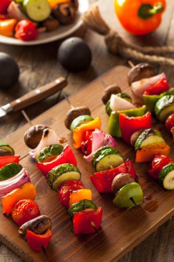 Organik ev yapımı sebze şiş Kababs