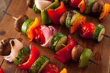 Organik ev yapımı sebze şiş Kababs