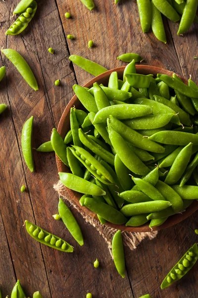 Organic Green Sugar Snap Peas — Stock Photo, Image