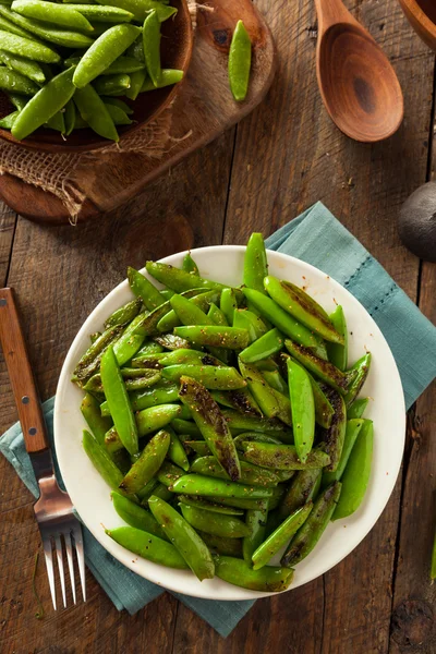 Casero salteado azúcar Snap guisantes — Foto de Stock