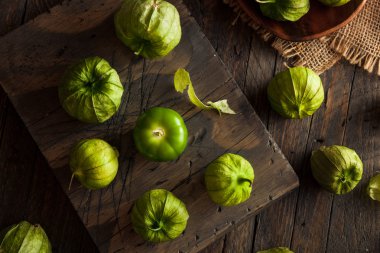 Sağlıklı organik yeşil Tomatillos