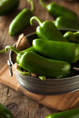 Organik yeşil Jalapeno biber