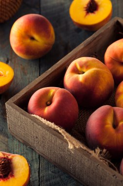 Ham organik sarı şeftali