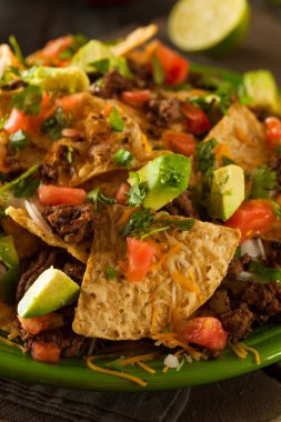 Yüklenen sığır eti ve Peynirli cips