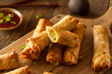 Ev yapımı kızarmış domuz eti Eggrolls