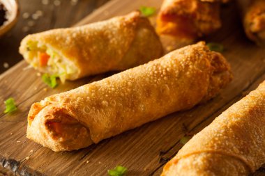 Ev yapımı kızarmış domuz eti Eggrolls
