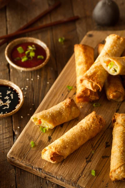 Ev yapımı kızarmış domuz eti Eggrolls