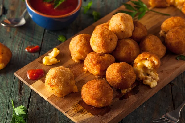 Fried Mac și mușcături de brânză — Fotografie, imagine de stoc