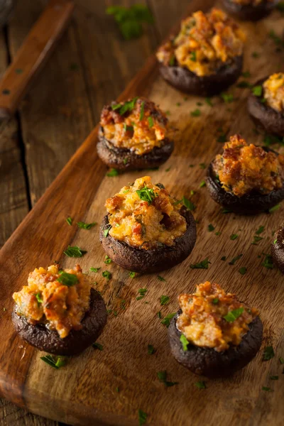 Setas rellenas de salchichas caseras — Foto de Stock