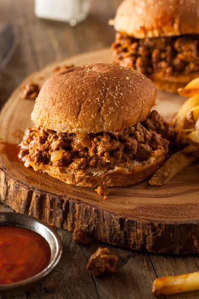 Hjemmelaget BBQ Sloppy Joe Sandwiches – stockfoto