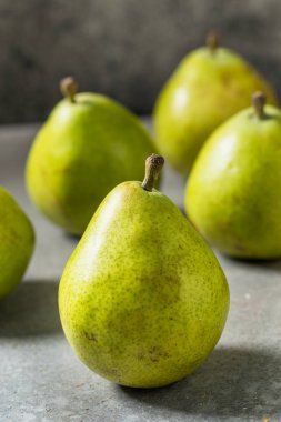 Ham yeşil organik Bartlett armut hazır yemek