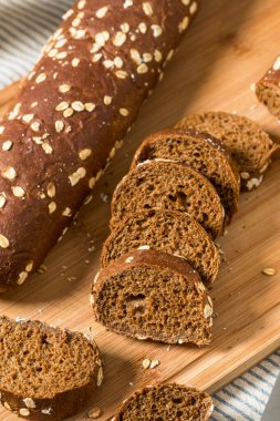 Tuzlu tereyağlı ev yapımı Buğday Kahverengi Ekmek