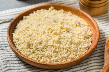 Ev yapımı Organik Panko Ekmek Kırıntıları