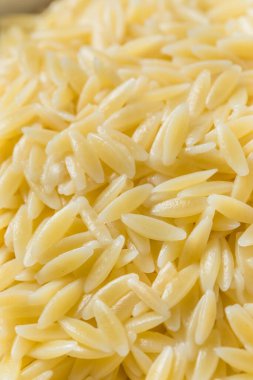 Ev Yapımı Sağlıklı Kase İçinde Orzo Pasta