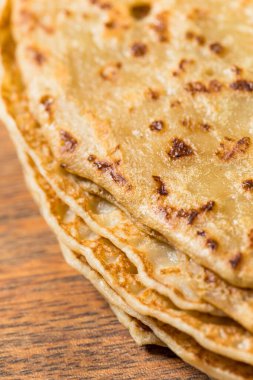 Ev Yapımı Krep Yığını Toplanmaya Hazır