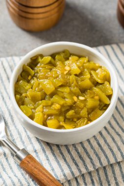 Organik Dilimlenmiş Kapaklı Biberler Birlikte Pişirmeye Hazır