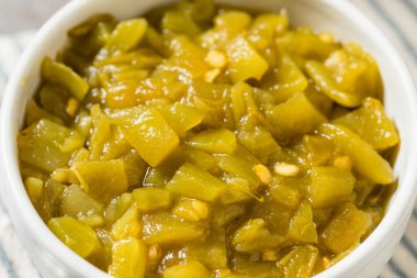 Organik Dilimlenmiş Kapaklı Biberler Birlikte Pişirmeye Hazır