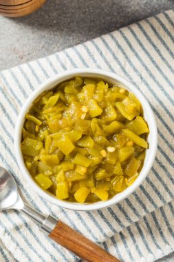 Organik Dilimlenmiş Kapaklı Biberler Birlikte Pişirmeye Hazır