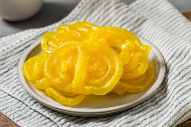 Ev Yapımı Tatlı Hint Jalebi Tatlısı Yemeye Hazır